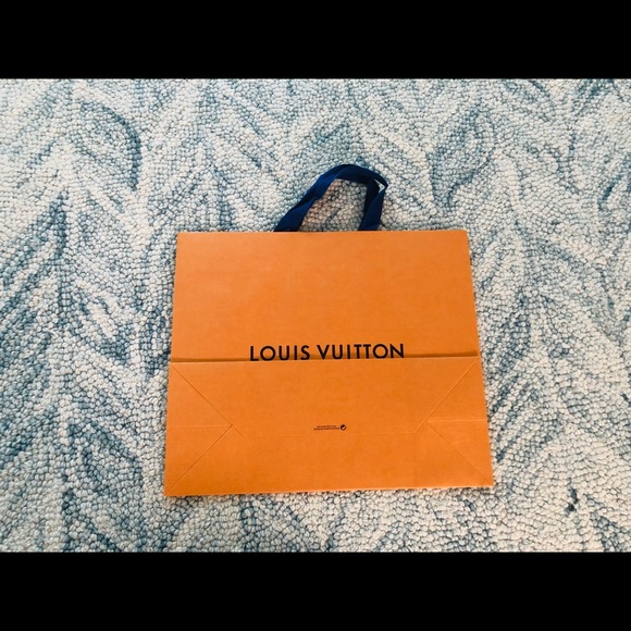 Louis Vuitton Large paper bag (new packaging) - Picture 2 of 3